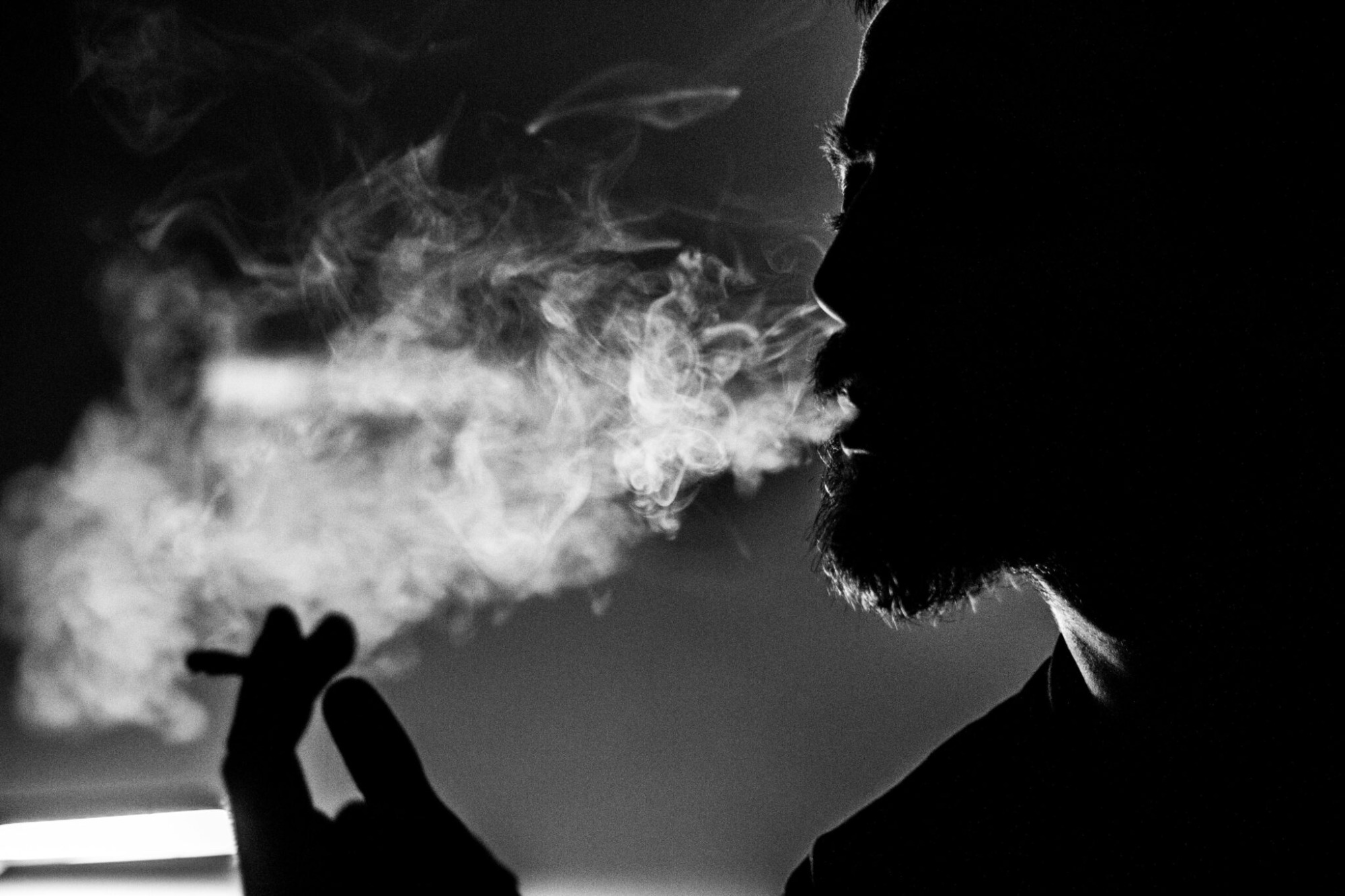 How to Quit Smoking: Stages, Symptoms, and Body Recovery